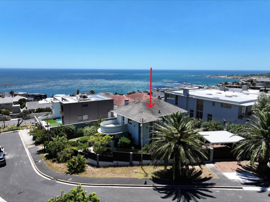 4 Bedroom Property for Sale in Camps Bay Western Cape